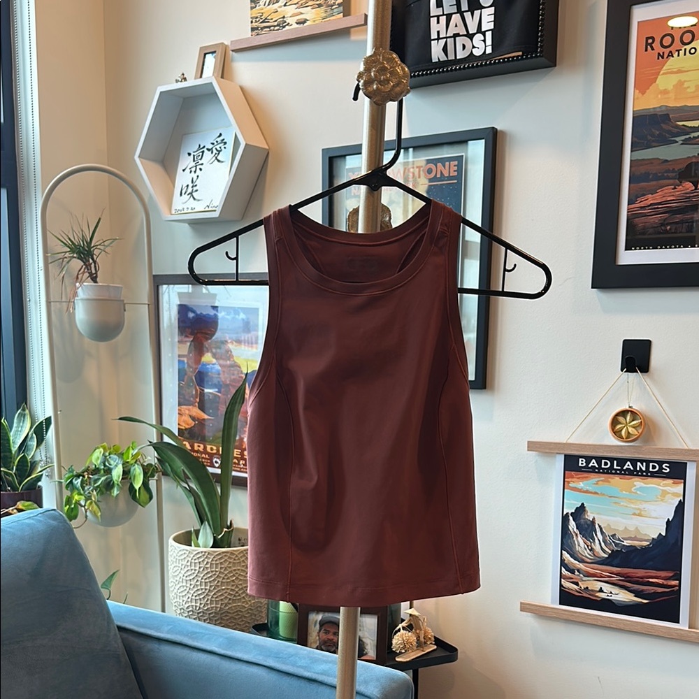 Mountain Hardwear Women's Sleeveless Top